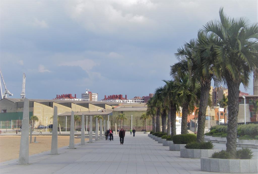 Espacio Gijon Poniente Экстерьер фото